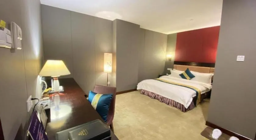 Bed in Shunde Emperor Hotel