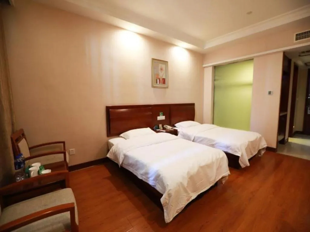 Bed in GreenTree Inn Zhoushan New Town Hotel