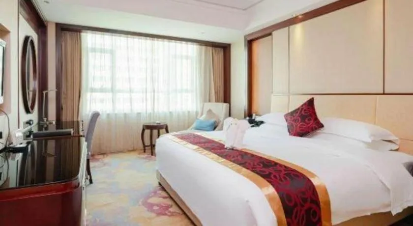Bed in Haikou Conifer Garden Hotel