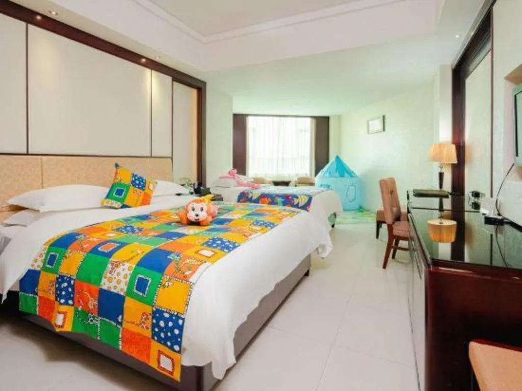 Bed in Haikou Conifer Garden Hotel