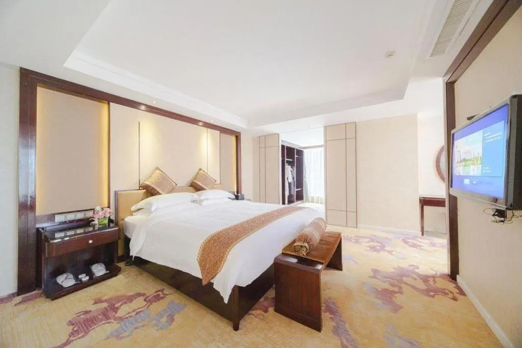 Bed in Haikou Conifer Garden Hotel