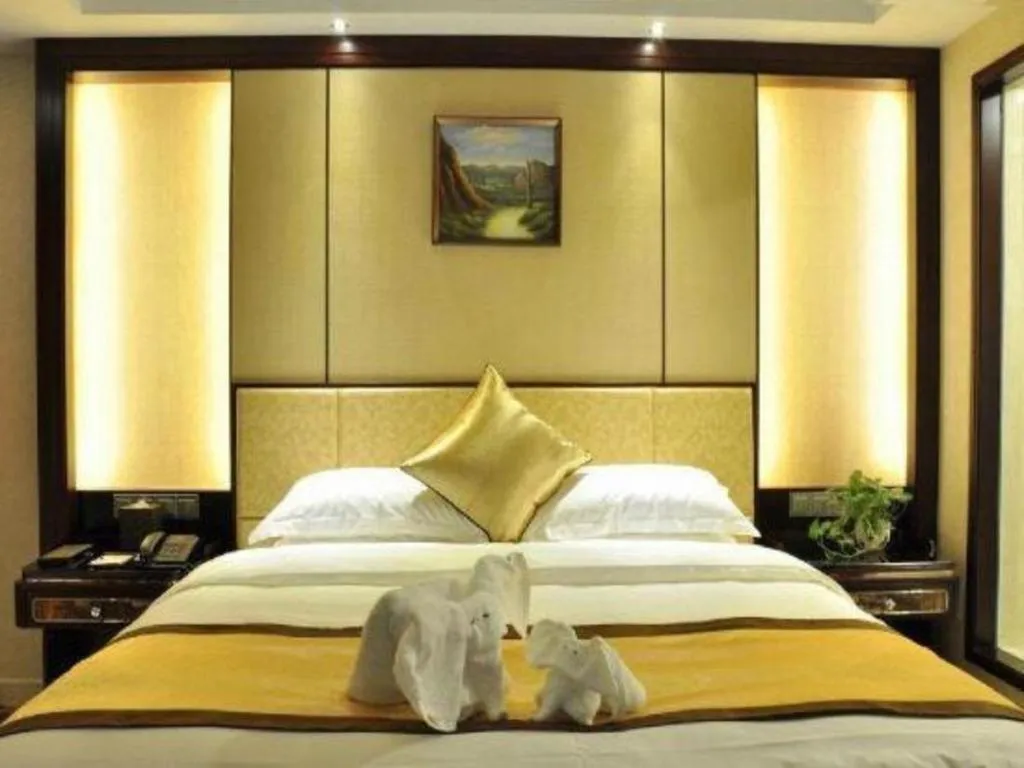 Bed in Haikou Conifer Garden Hotel