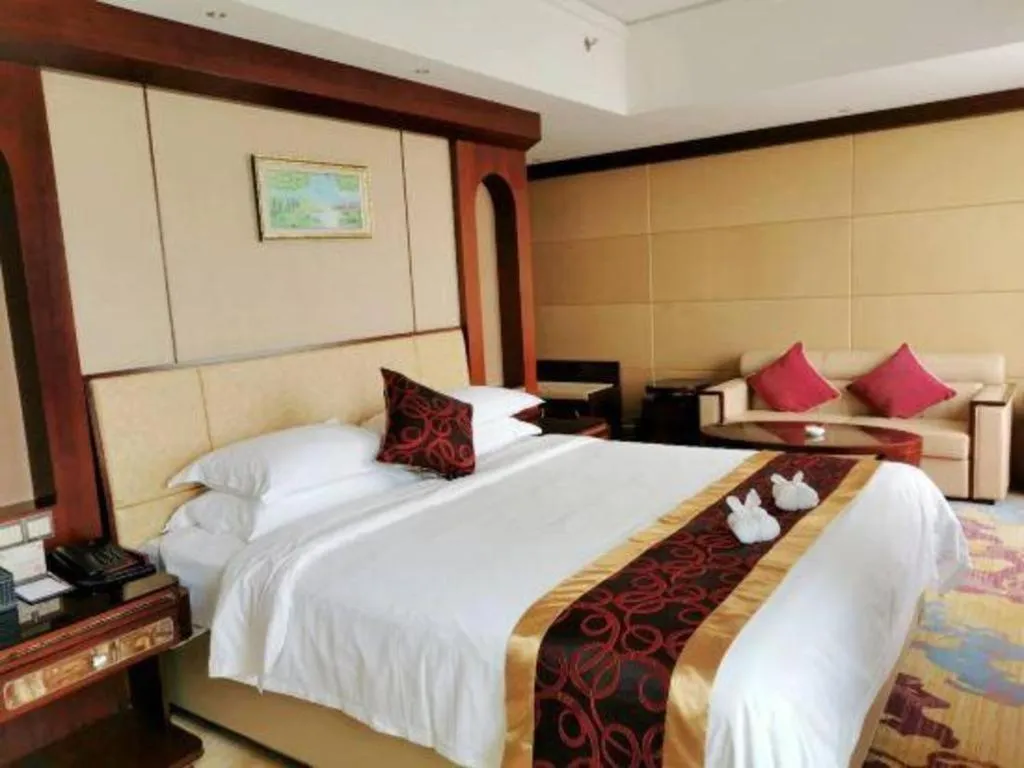Bed in Haikou Conifer Garden Hotel