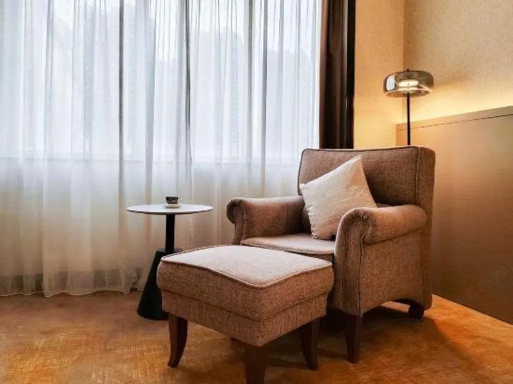 Fangzhong Holiday Hotel