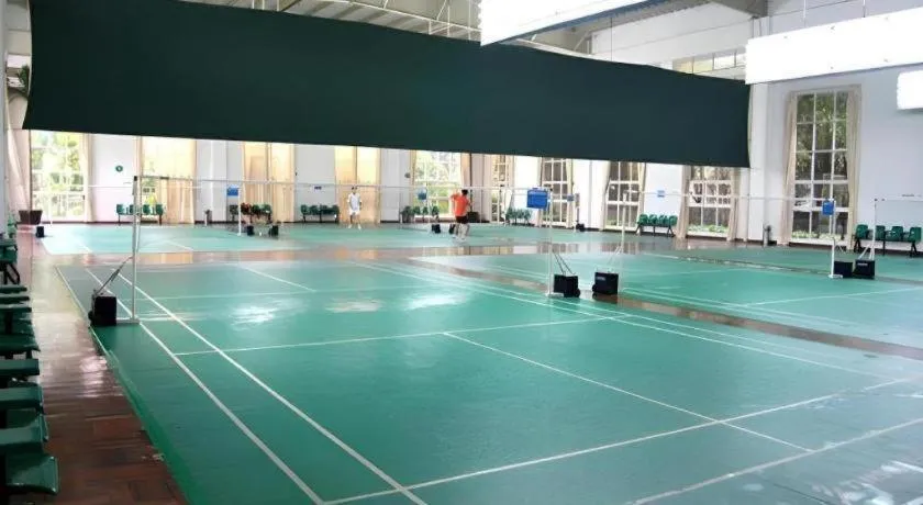 Fangzhong Holiday Hotel