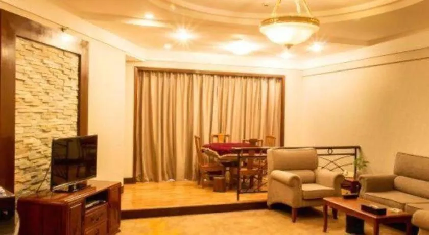 Fangzhong Holiday Hotel