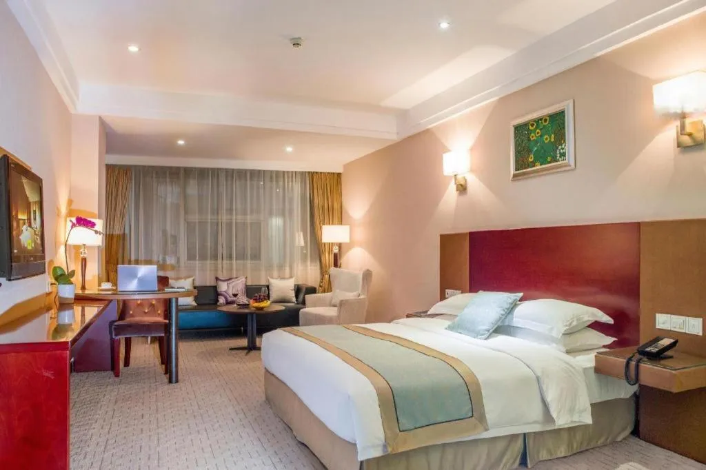 Bed in Langshan Hotel Shenzhen