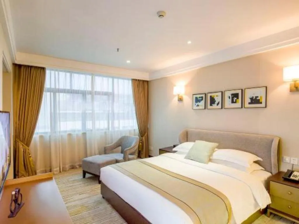 Bed in Langshan Hotel Shenzhen