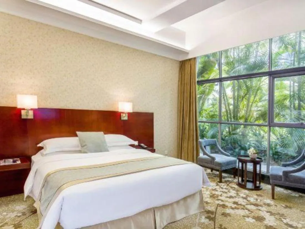 Bed in Langshan Hotel Shenzhen