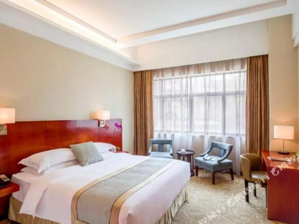 Bed in Langshan Hotel Shenzhen
