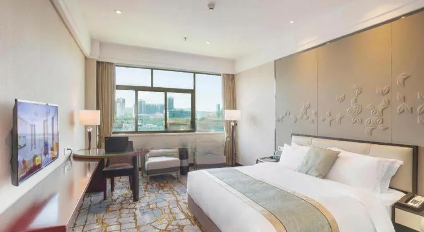 Bed in Langshan Hotel Shenzhen