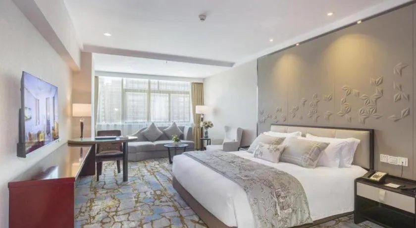 Bed in Langshan Hotel Shenzhen