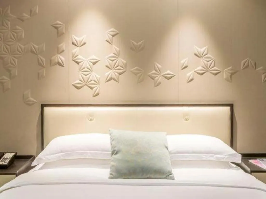 Bed in Langshan Hotel Shenzhen