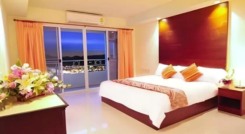 Bed in Grand Living Residence Bed in Grand Living Residence