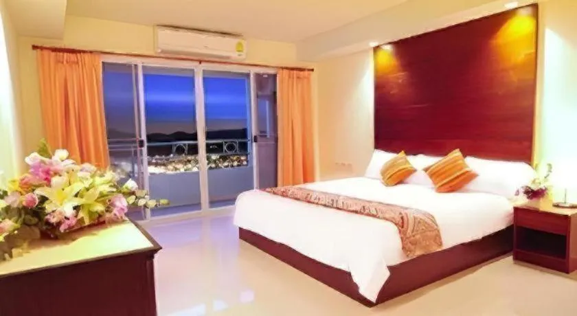 Bed in Grand Living Residence