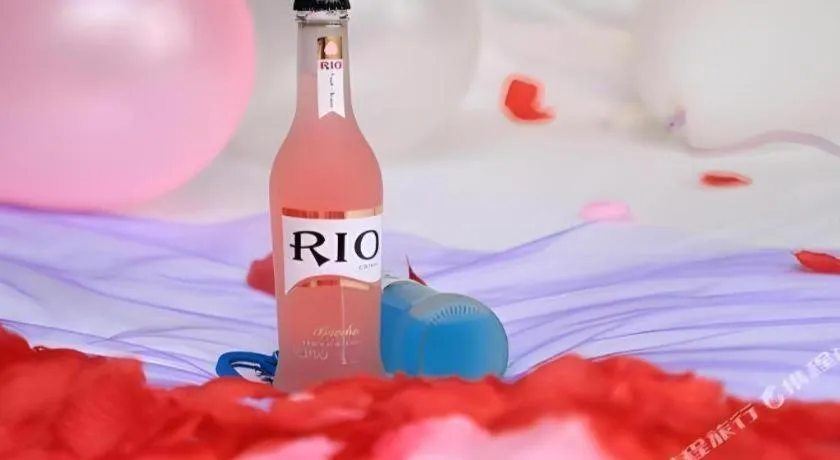 IU Hotel Guiyang North Station Shibei Road