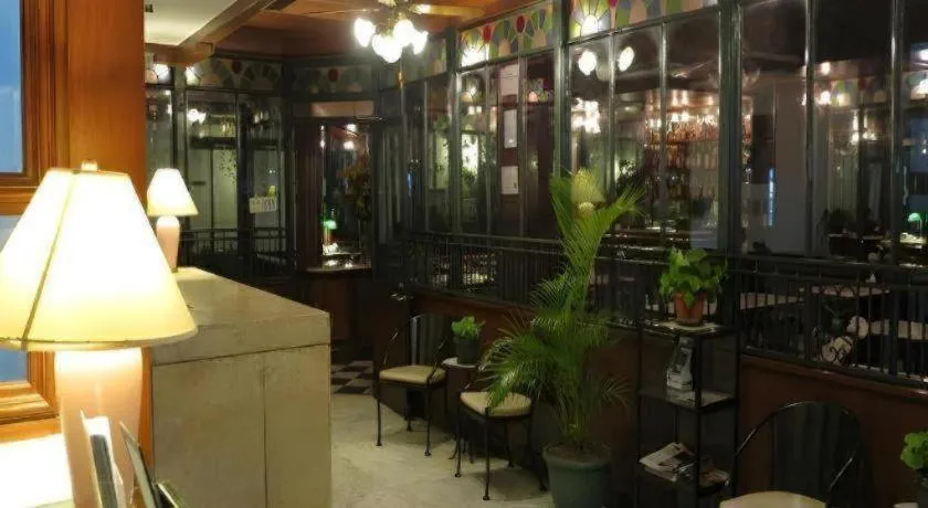 Adriatico Arms Hotel