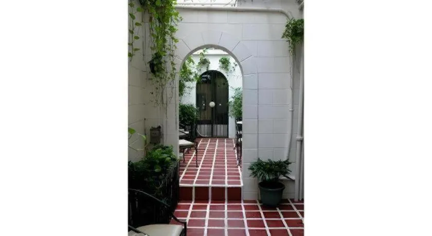 Adriatico Arms Hotel