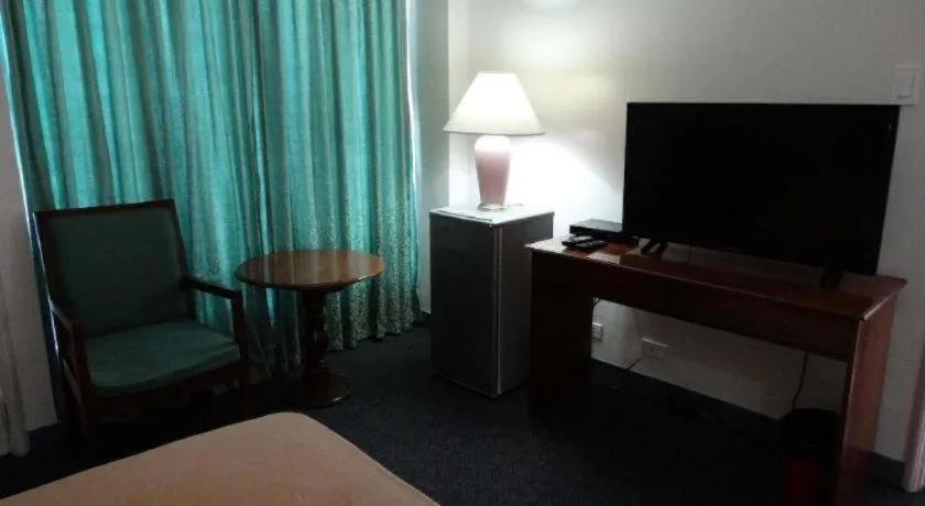 Bed in Adriatico Arms Hotel