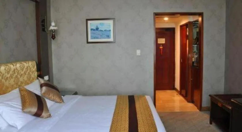 Bed in Chongqing Sunshine Continental Grand Hotel