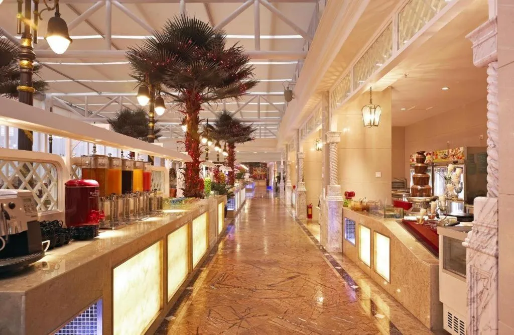 Chongqing Sunshine Continental Grand Hotel