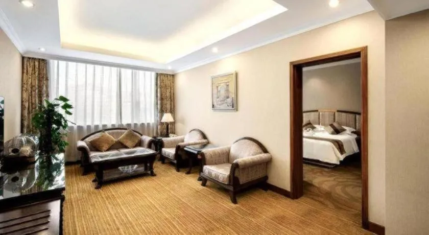 Bed in Chongqing Sunshine Continental Grand Hotel