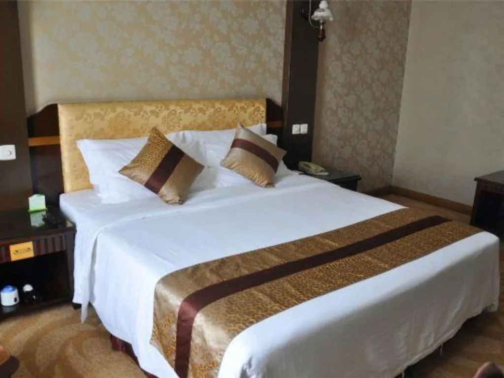 Bed in Chongqing Sunshine Continental Grand Hotel