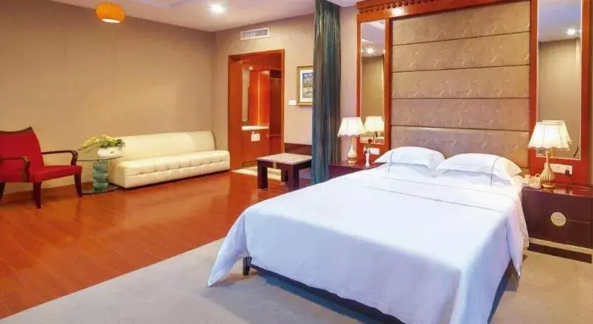 Bed in OSOTTO RECREATION HOTEL Bed in OSOTTO RECREATION HOTEL