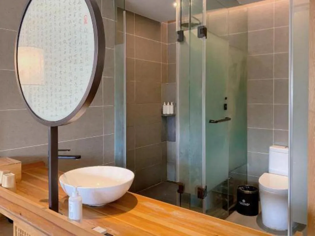 Grand House Chongqing Dazu Rock Carvings