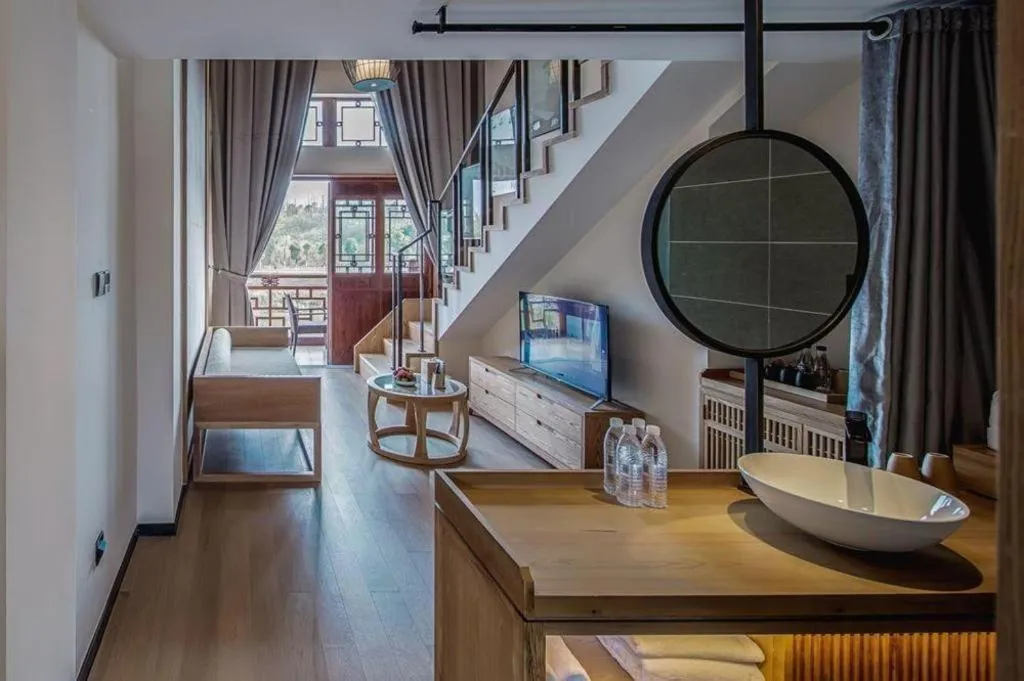 Grand House Chongqing Dazu Rock Carvings