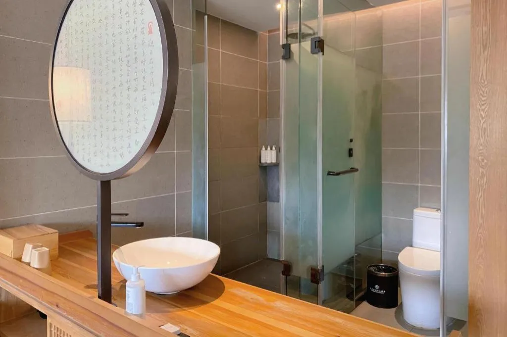 Grand House Chongqing Dazu Rock Carvings