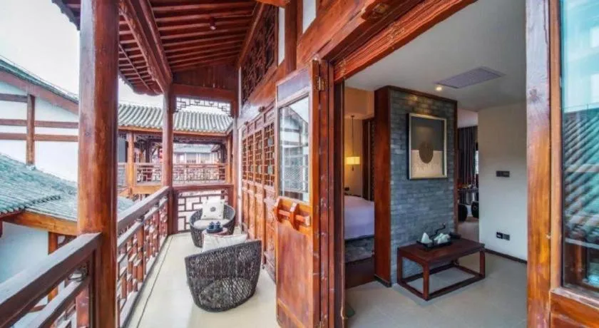 Grand House Chongqing Dazu Rock Carvings