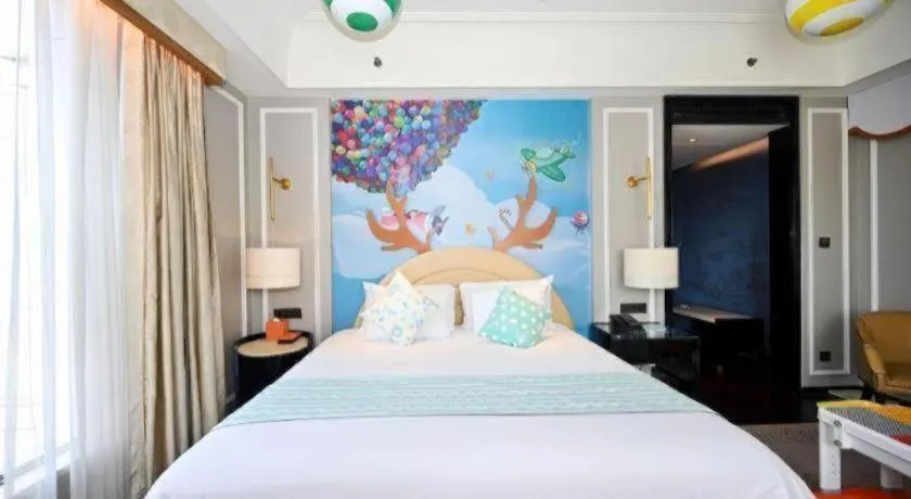 Bed in Grand New Century Hotel Yixing