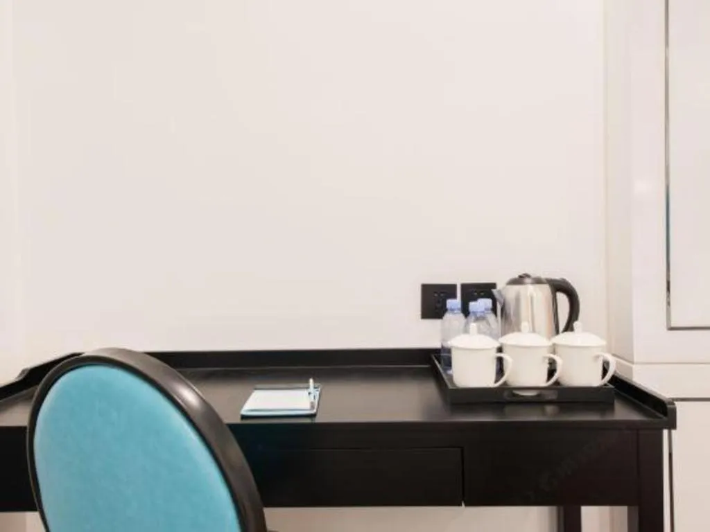 Xana Lite Beijing West Station Branch