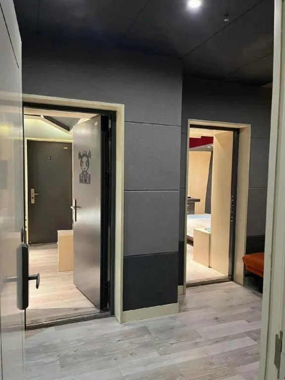 Xana Lite Beijing West Station Branch