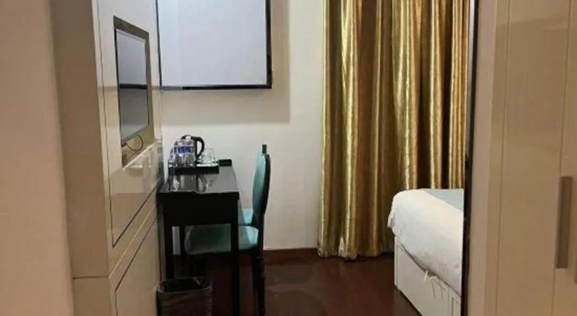 Xana Lite Beijing West Station Branch