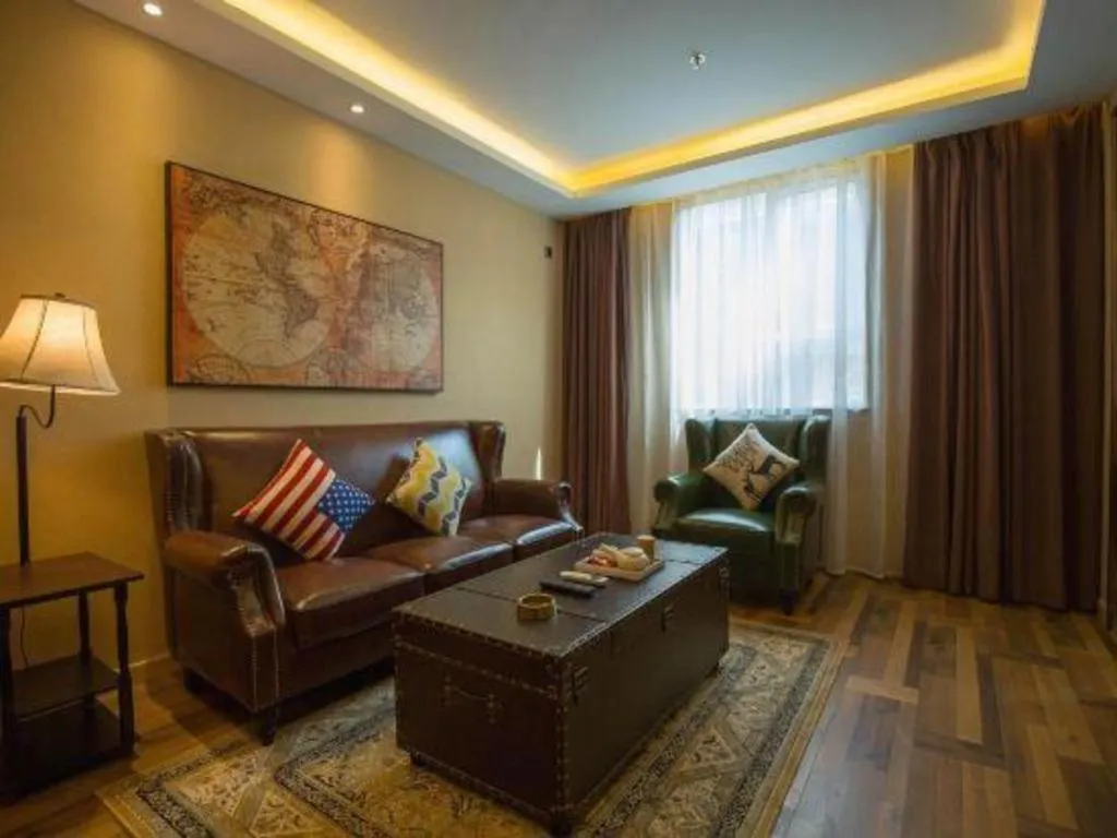 James Joyce Coffetel·Kaifeng Drum Tower