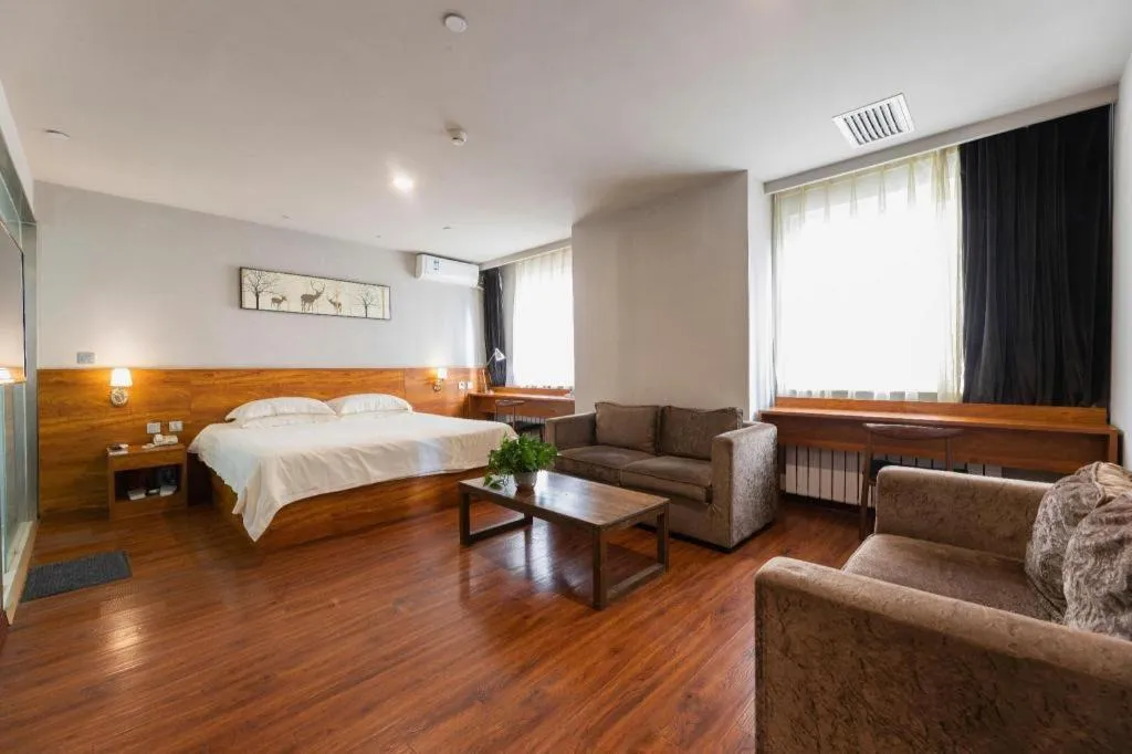 Bed in Jinjiang Inn Style Tianjin Wuqing Traditional Chinese Medical Hospital