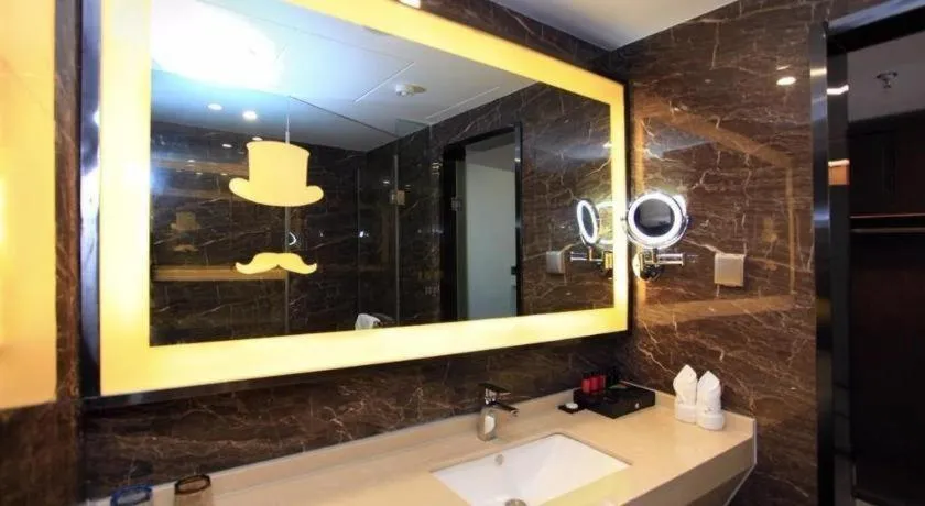 Zmax Changzhi Bayi Square