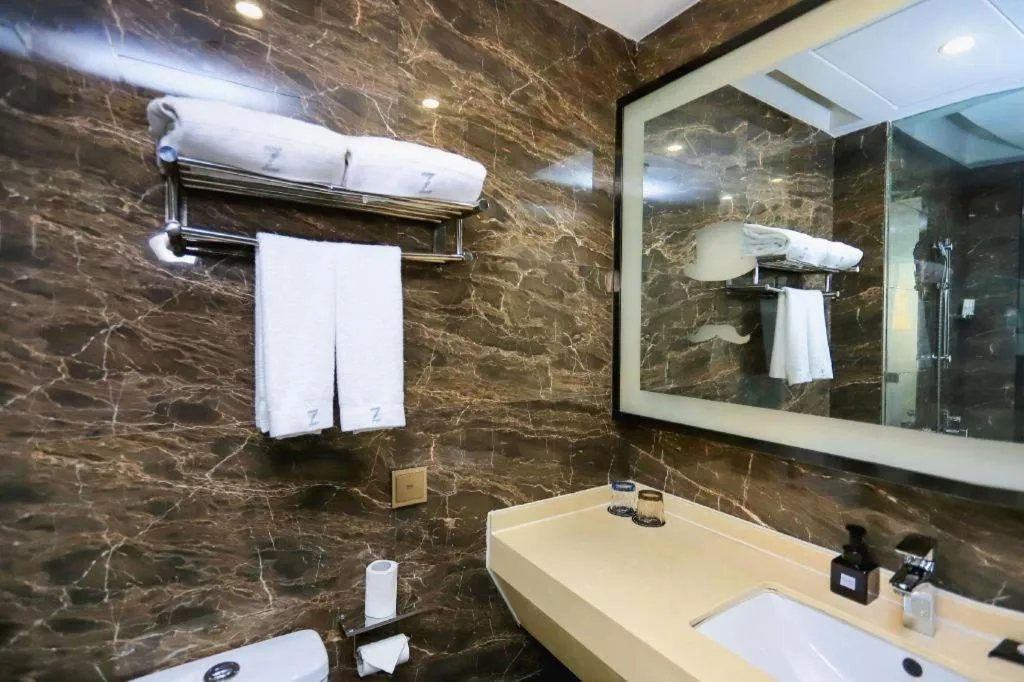 Zmax Changzhi Bayi Square