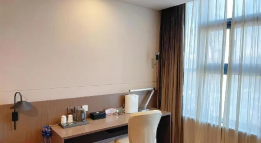 Jinjiang Inn Select Yancheng Oufeng Hua Street Julong Lake