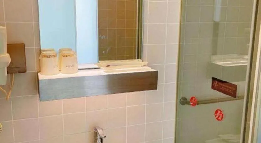 Jinjiang Inn Select Yancheng Oufeng Hua Street Julong Lake