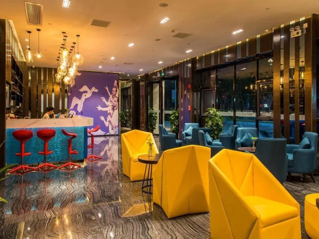 Zmax Qingyuan Yiwu Trade City