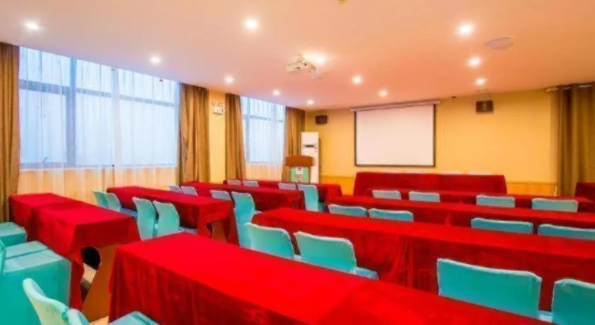 PAI Hotels·Guide Road Municipal Government