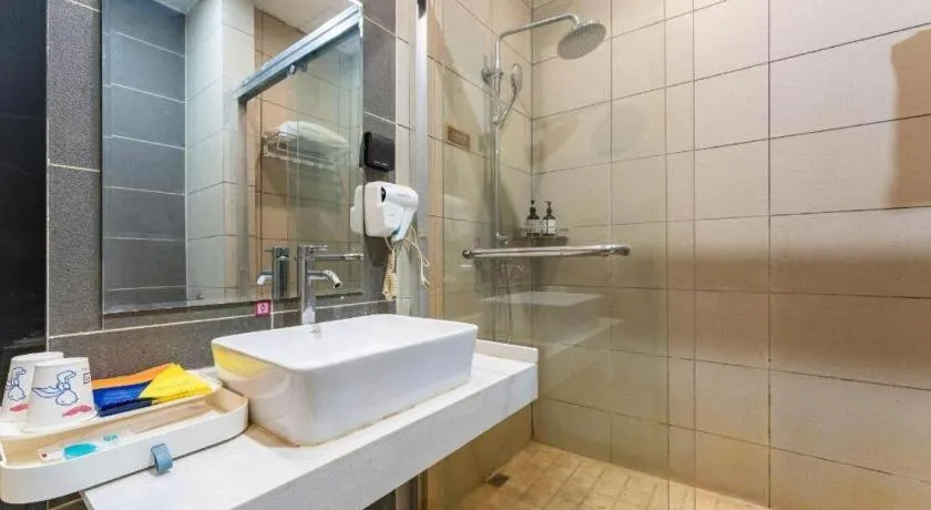 PAI Hotels·Guide Road Municipal Government