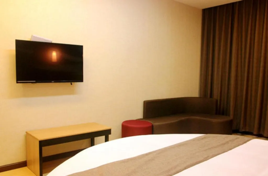 Bed in Thank Inn Plus Hotel Shandong Zhucheng Renmin Road