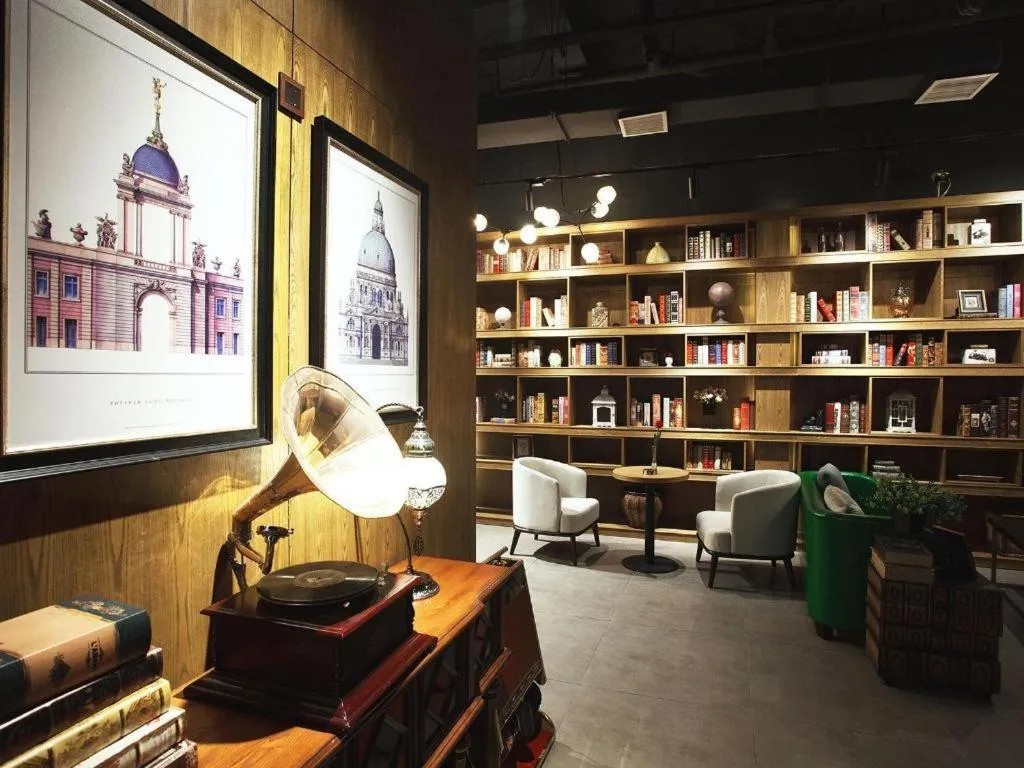 James Joyce Coffetel·Hengyang Jiefang Road Xianfeng Dock