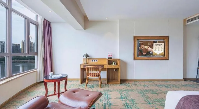 James Joyce Coffetel·Hengyang Jiefang Road Xianfeng Dock