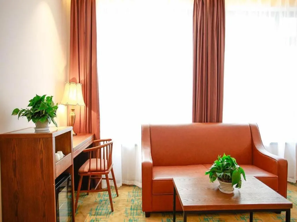 James Joyce Coffetel Harbin Railway Station Songlei Yuanda Pedestrian Street