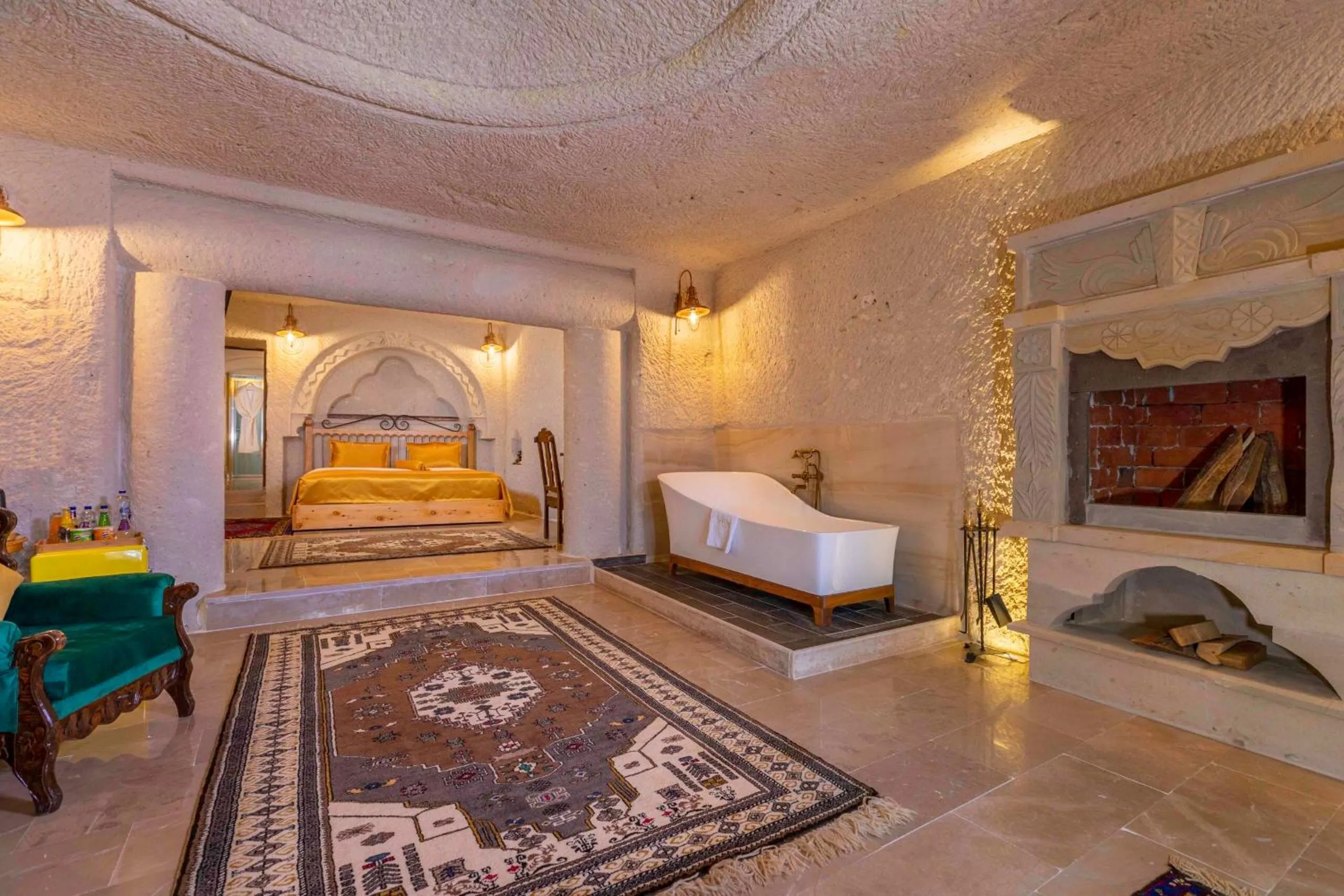 Photo of the whole room, Bed in Onur Cave Cappadocia